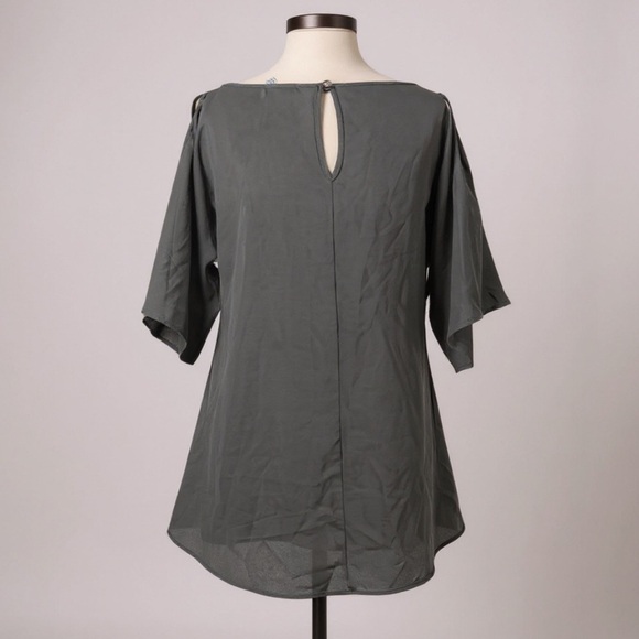Leith Hi-Low Blouse l SIZE S - Picture 2 of 5